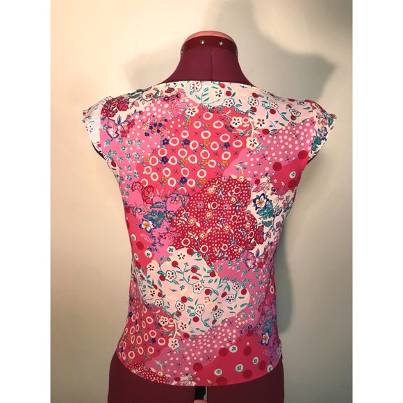 Flowered Blouse - Picture 3 of 4